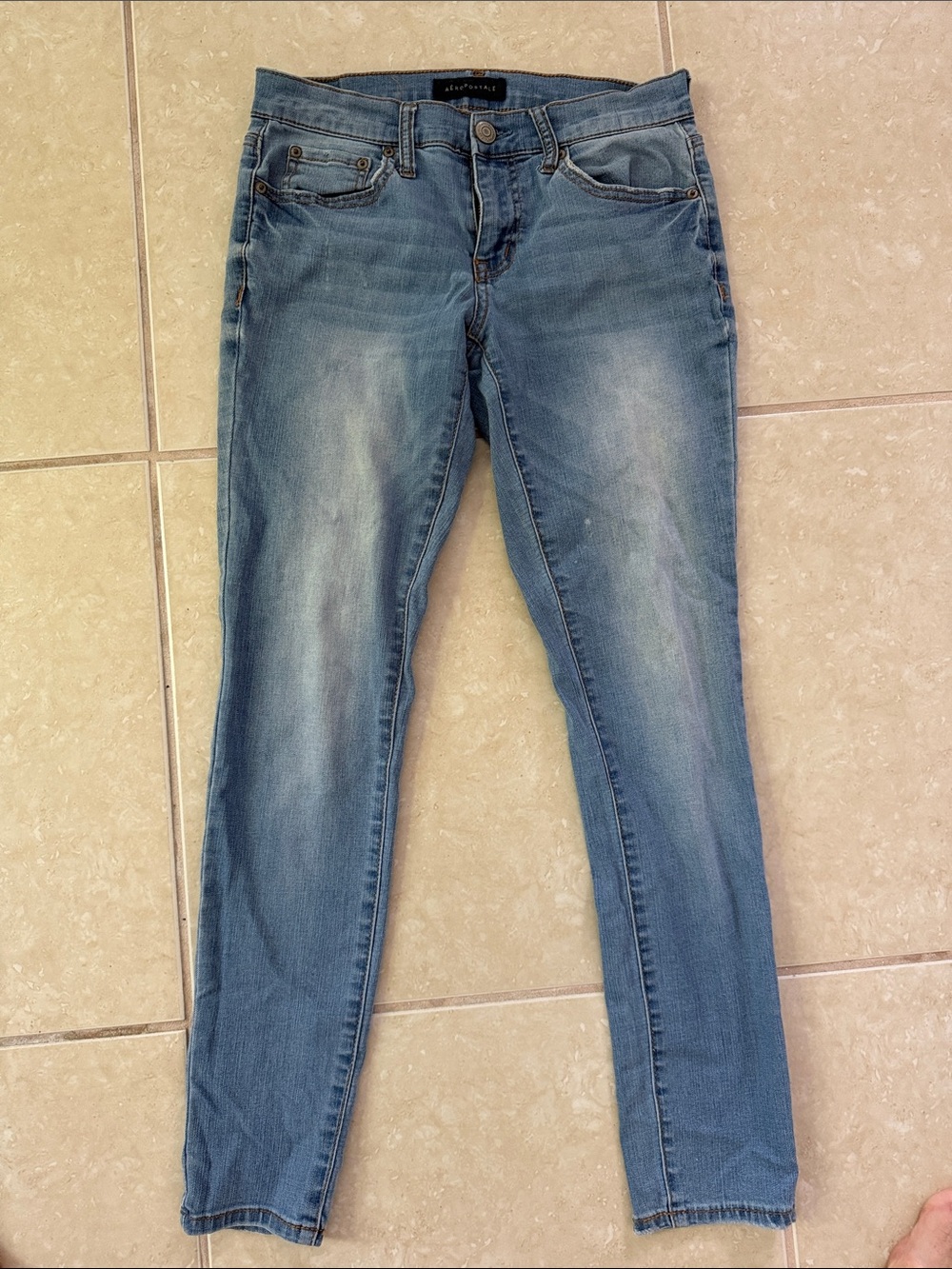 American Eagle Outfitters Light Blue Skinny Jeans